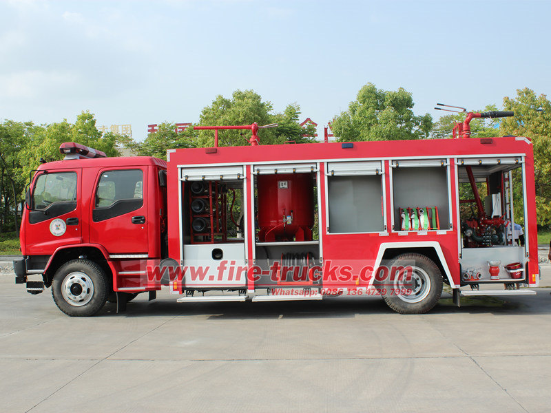 ISUZU heavy duty fire engine