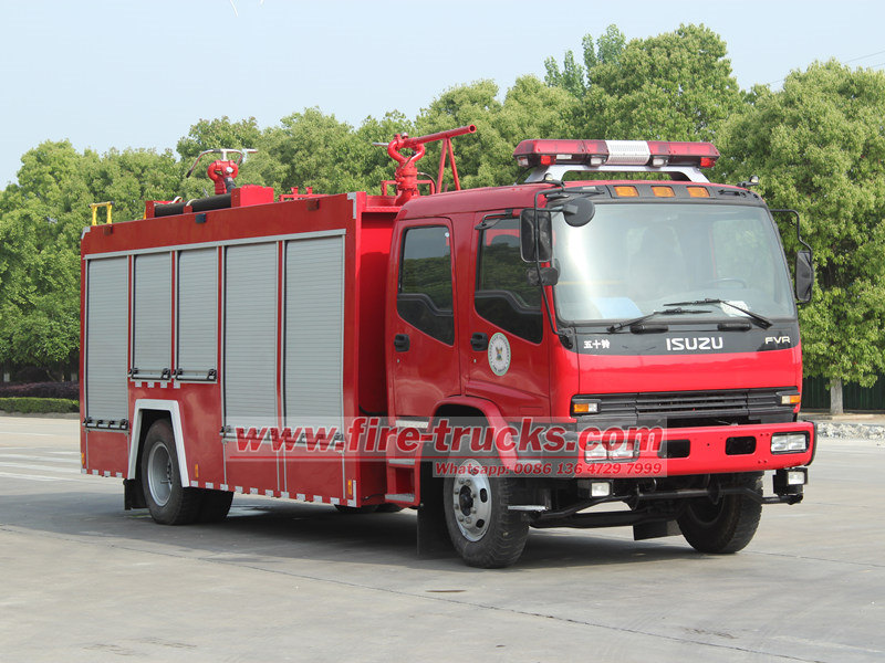 ISUZU FVR dry powder fire truck