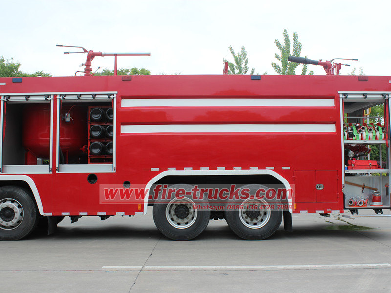 ISUZU GIGA powder fire engine