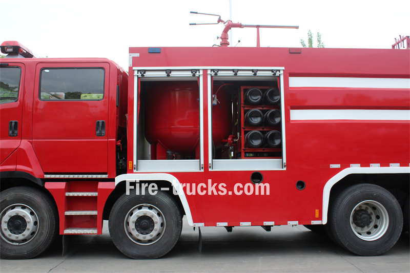 isuzu 8x4 dry powder heavy rescue fire truck