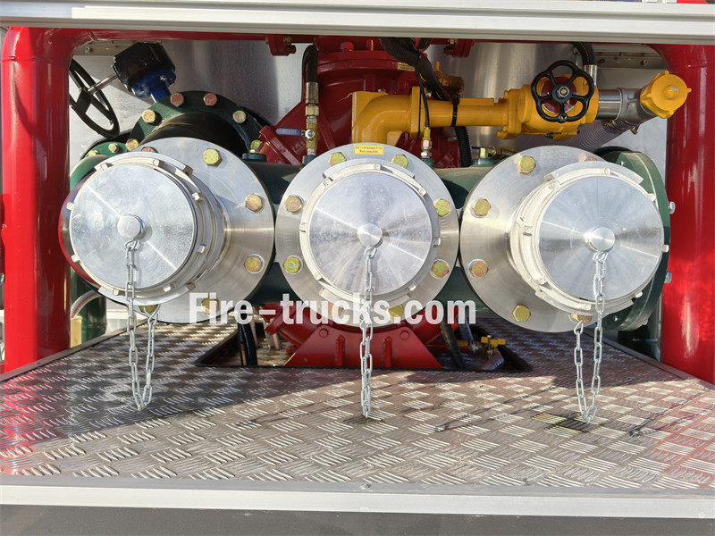 isuzu FVZ truck mounted 10 cbm water foam tanker