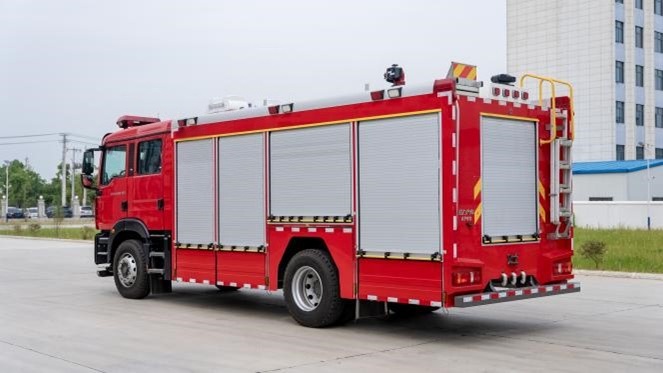 drawing of HOWO brand civil defence firefighting vehicle