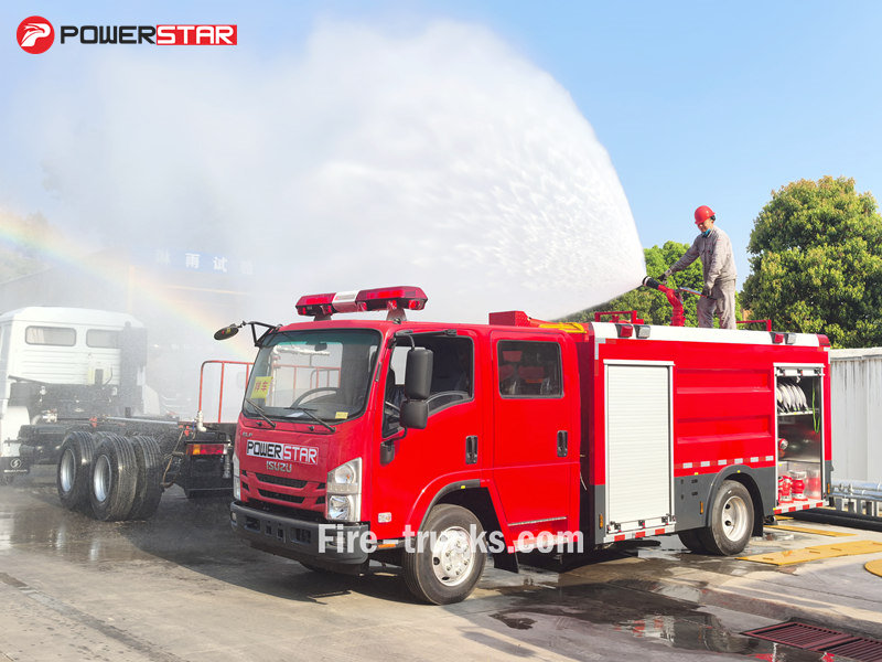 Isuzu 4x2 fire rescue truck Isuzu 4x2 fire rescue truck