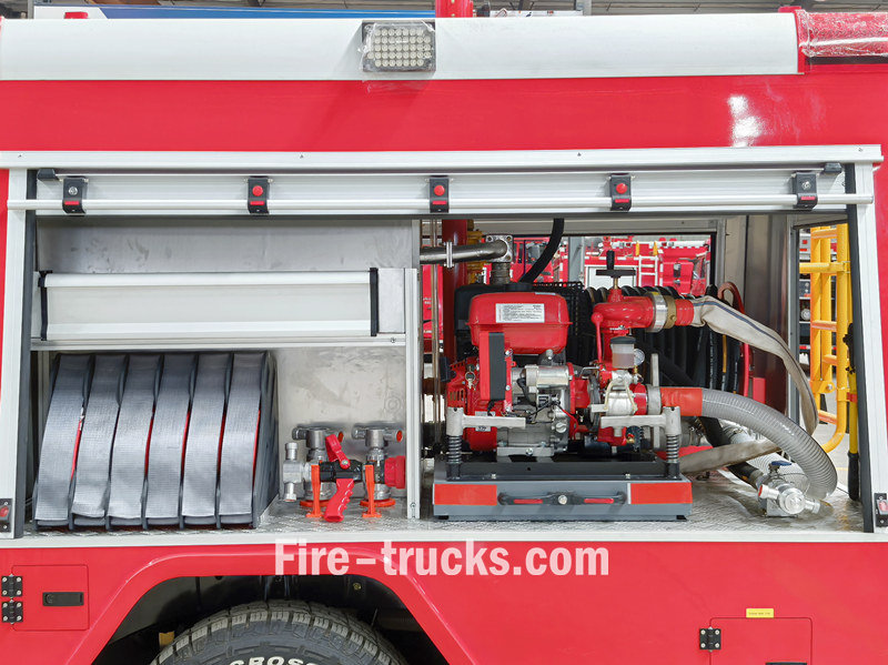 ISUZU 4x4 Pick-up Small Fire Fighting Truck